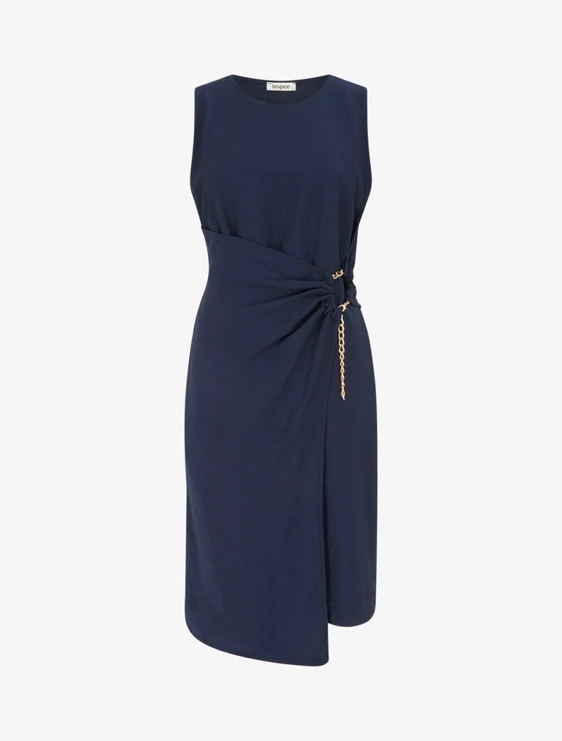 Langes einfarbiges Kleid mit Kettendetail - Marine