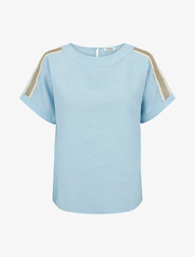 Kurzarm-Top mit Lochstickerei - Himmelblau