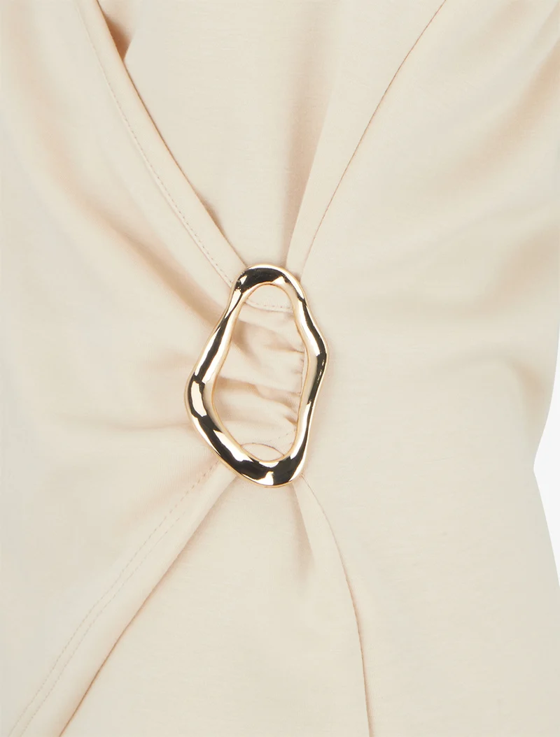 Rückenfreies Top mit Schmuckbesatz - Beige