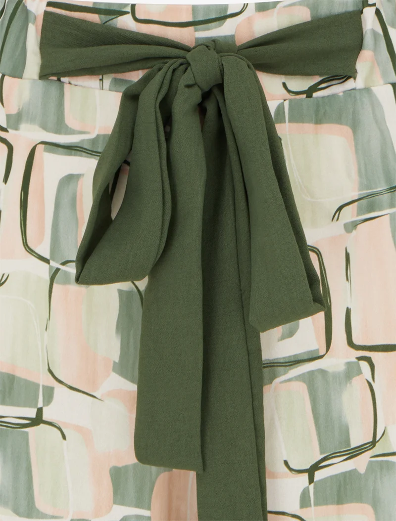 Weit geschnittene Hose mit grafischem Print. - Kaki