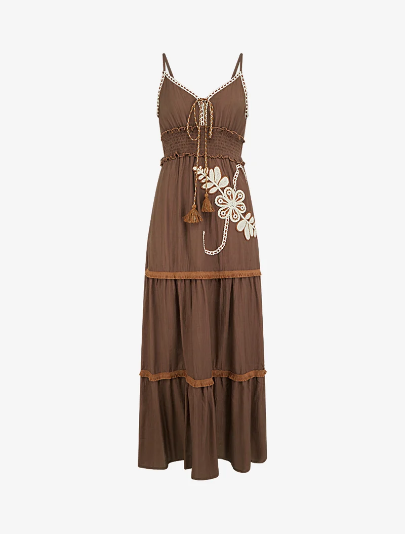 Langes Kleid mit dünnen Trägern und Blumenstickerei - Braun