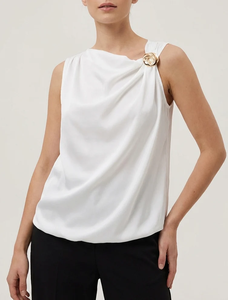 Satinierte Top-Kugel mit Metallschmuck - Weiß