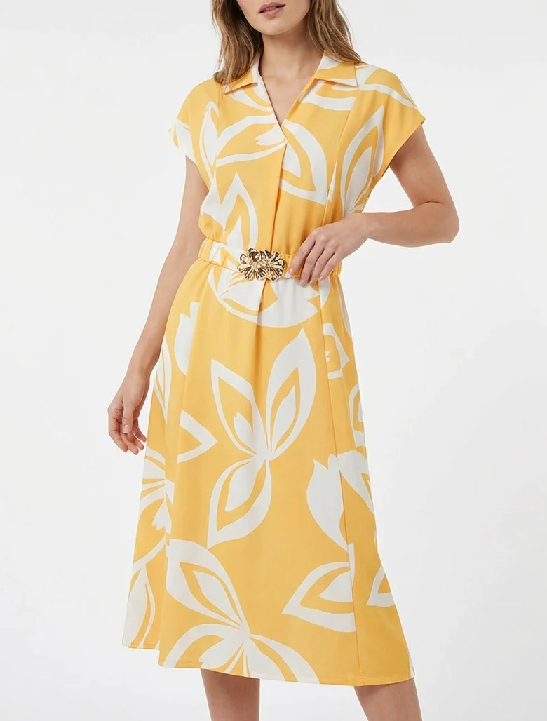 Gerades Kleid mit Gürtel - Gelb