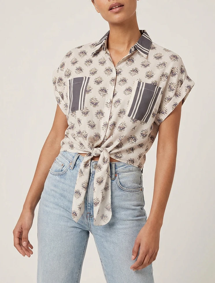 Kurz geschnittene Blumenprint-Bindebluse - Dunkelgrau