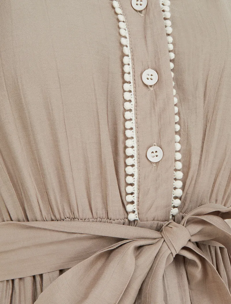 Langes Kleid mit Flügelärmeln aus Häkelspitze - Maulwurf