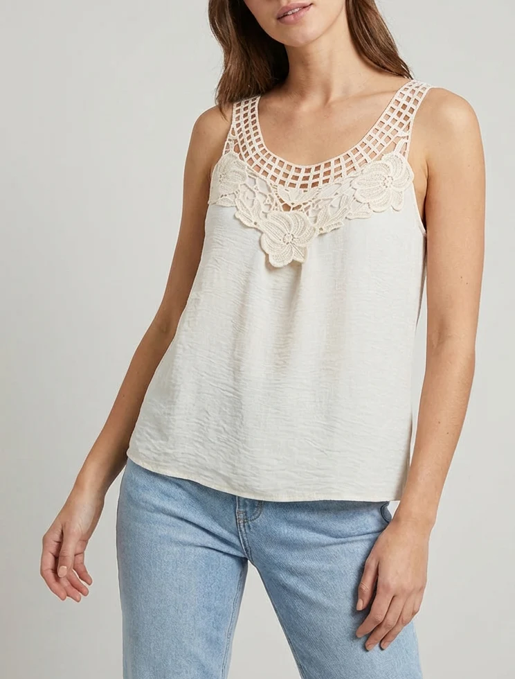 Ärmelloses Top mit Spitze und Häkelarbeit - Beige
