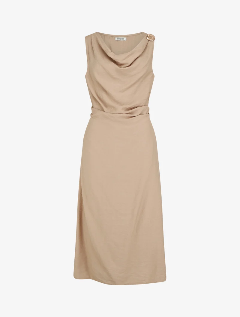 Ärmelloses langes Kleid mit Drapierungseffekt - Dunkelbeige