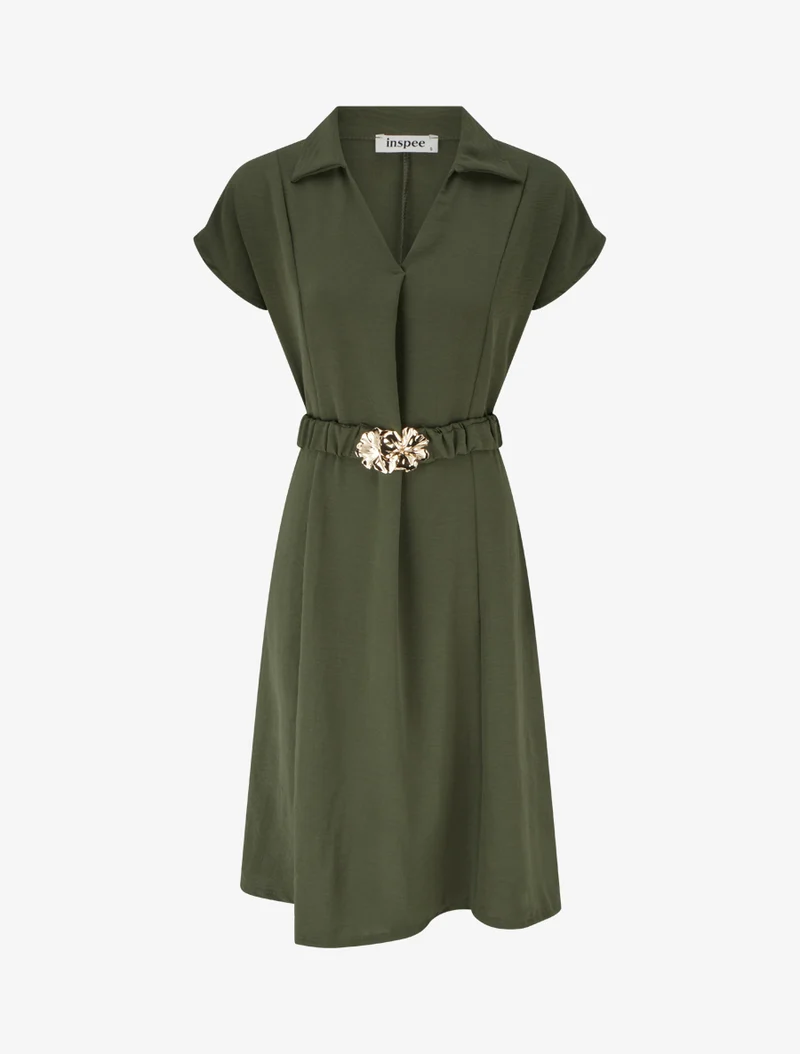 Fließendes einfarbiges Kleid mit Gürtel - Kaki
