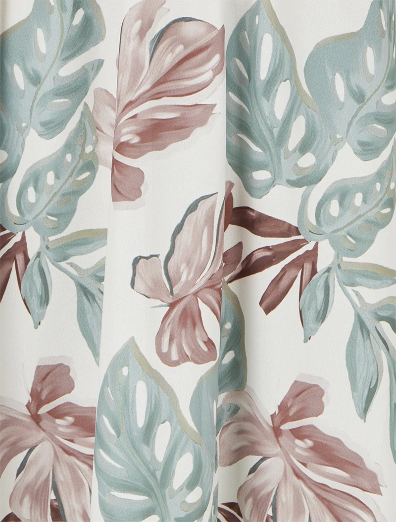 Langes Kleid mit schmalen Trägern und tropischem Print - Kaki