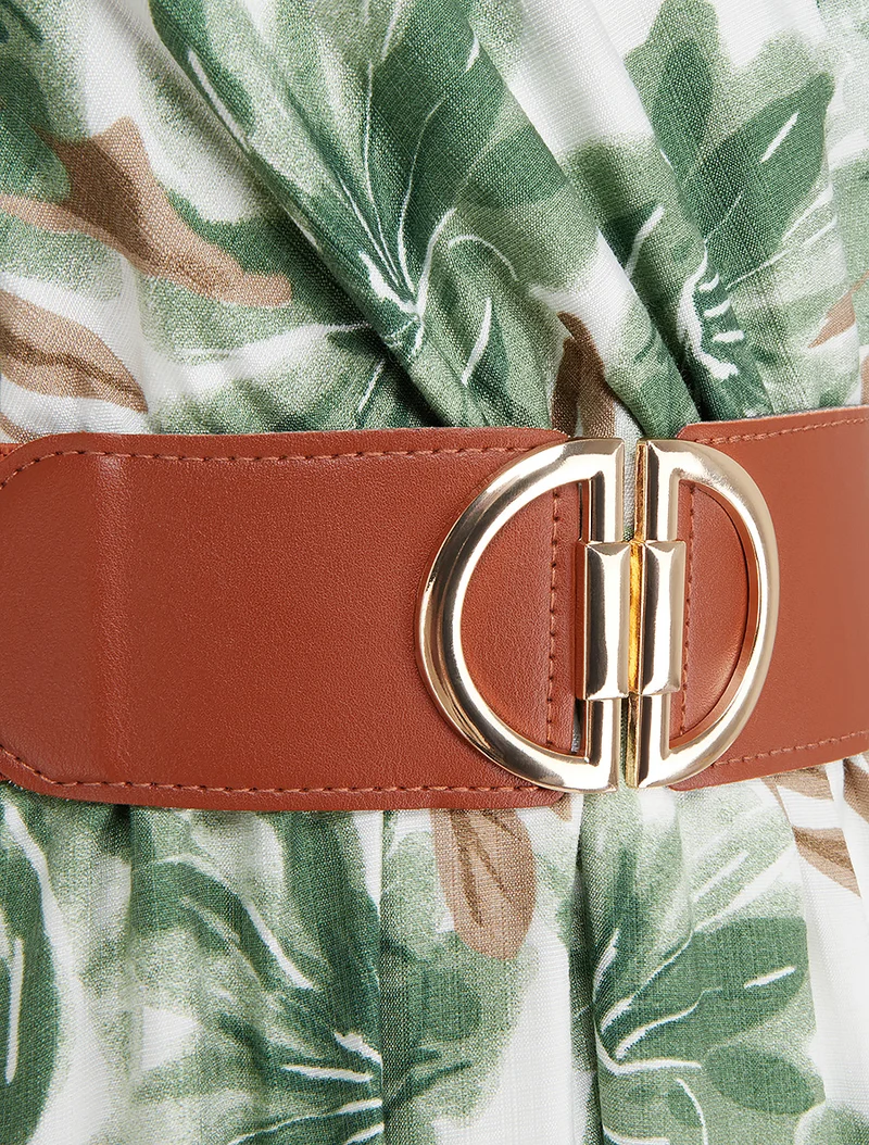 Langes Kleid mit Blumenmuster und kurzen Ärmeln - Grün