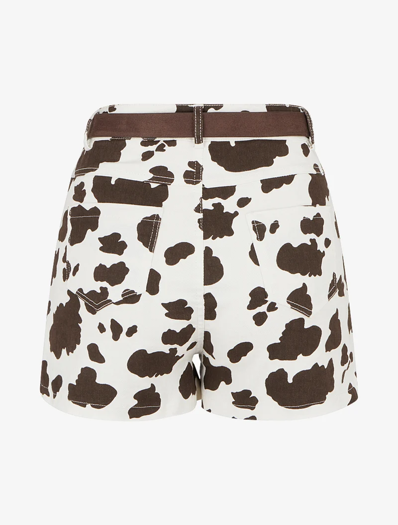 Kurz geschnittener High-Waist-Shorts mit Kuhmuster - Dunkelbraun