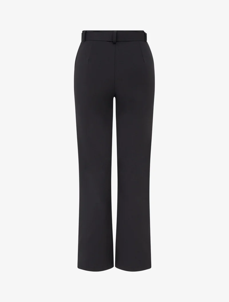 Gerade Hose mit Gürtel - Schwarz