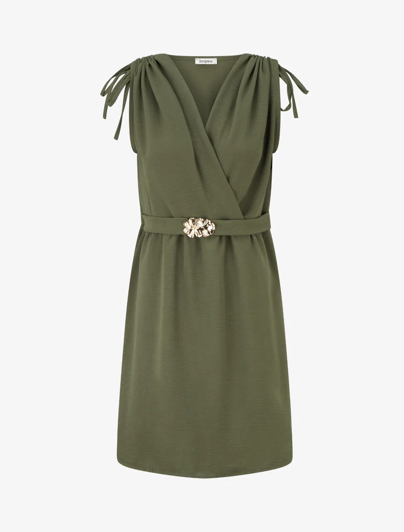 Einfarbiges Kleid mit Schmuckeinsatz an der Taille - Kaki