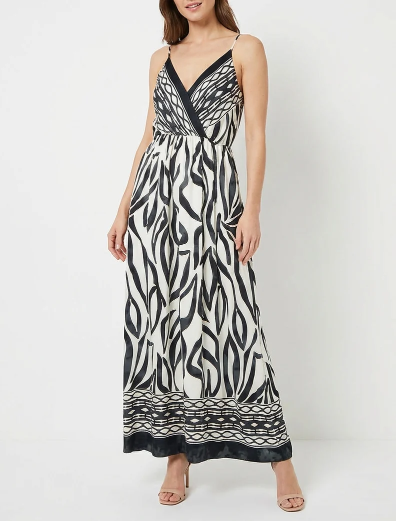 Elastisches langes Kleid mit Fantasiemuster - Schwarz
