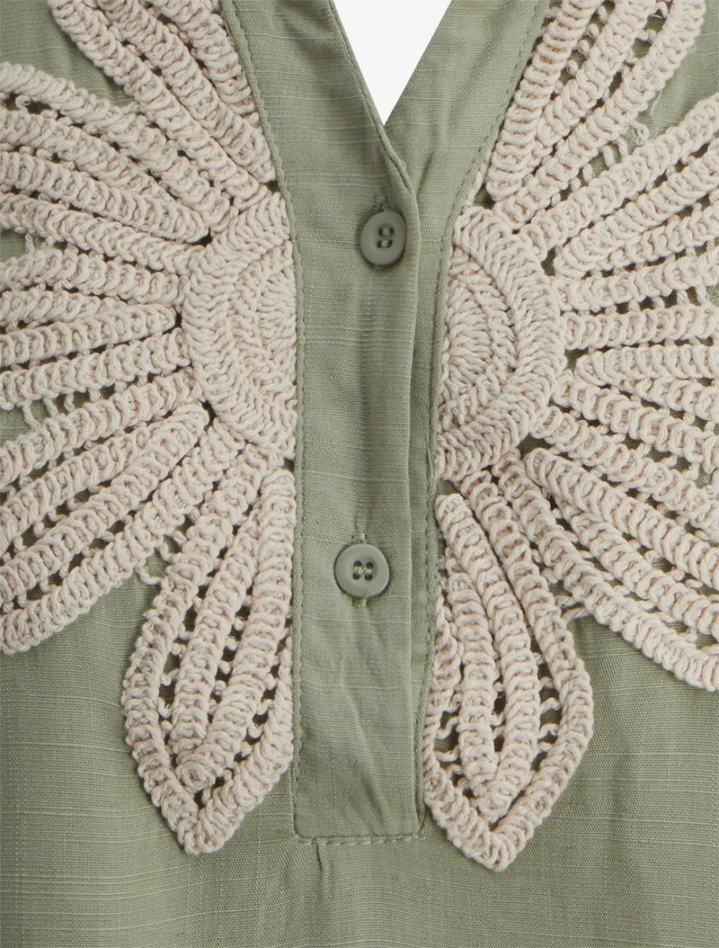 Ärmellose Bluse mit Blumenstickerei - Mandelgrün