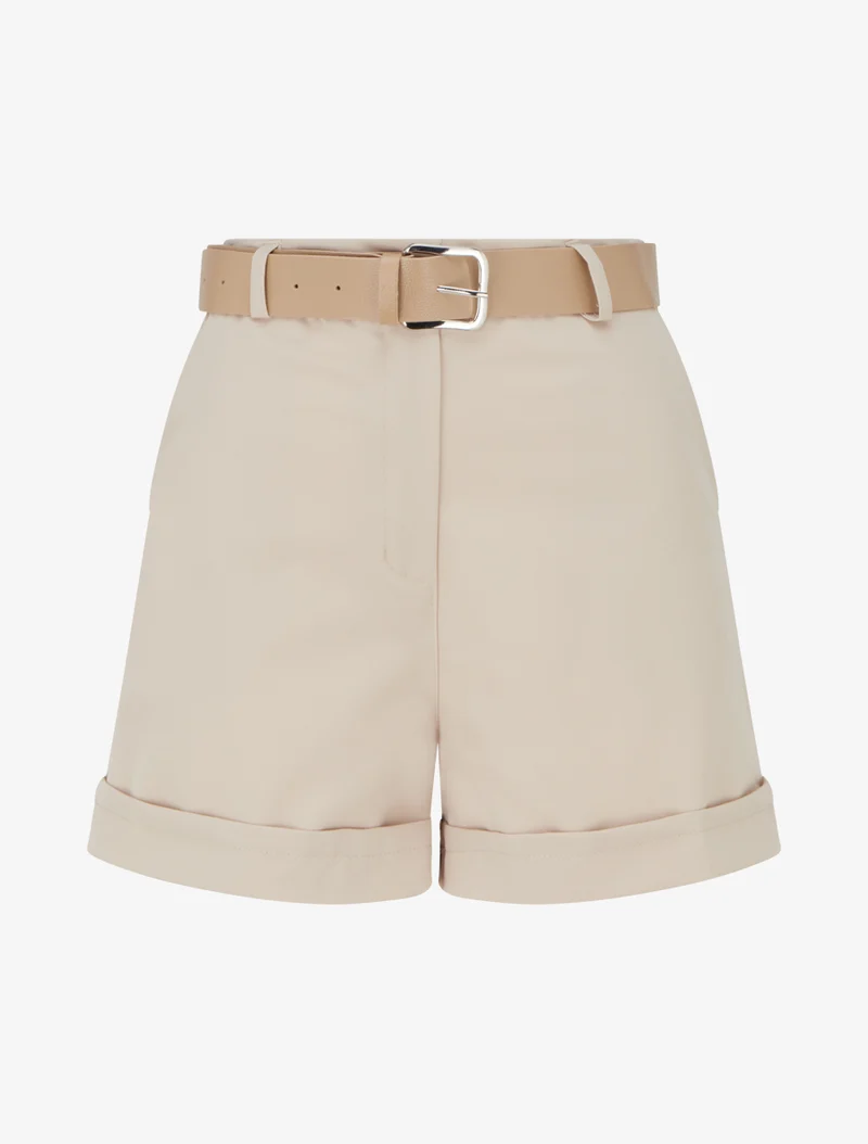 Kurze einfarbige Hose mit Saum und Gürtel - Beige