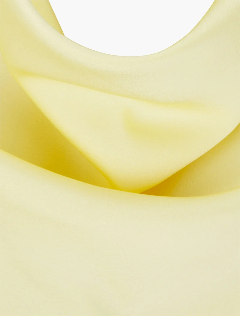 Ärmelloses Satin-Top mit Wasserfallausschnitt - Zitronengelb