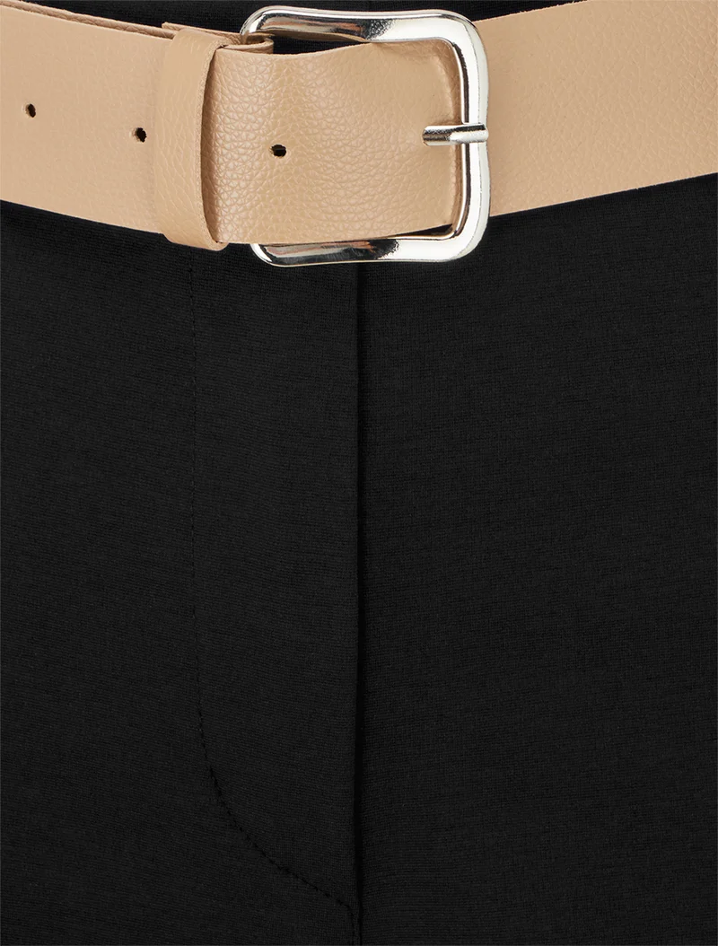 Gürtelshort mit Umschlag - Schwarz