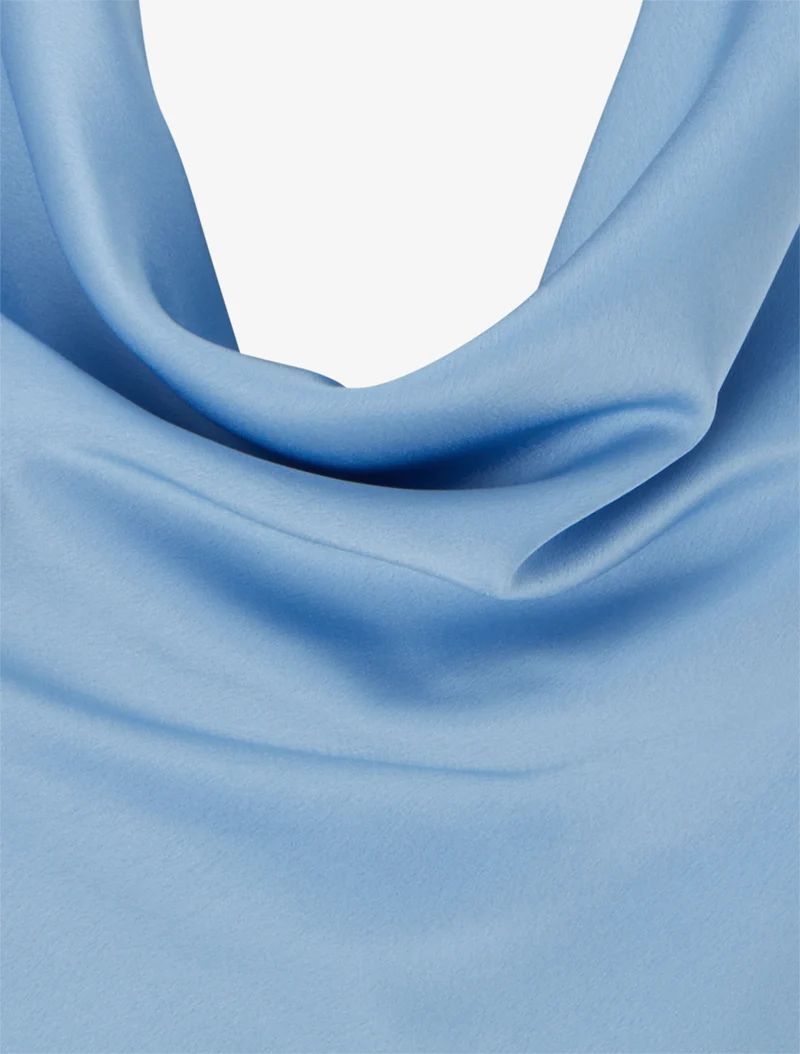 Ärmelloses Satin-Top mit Wasserfallausschnitt - Himmelblau