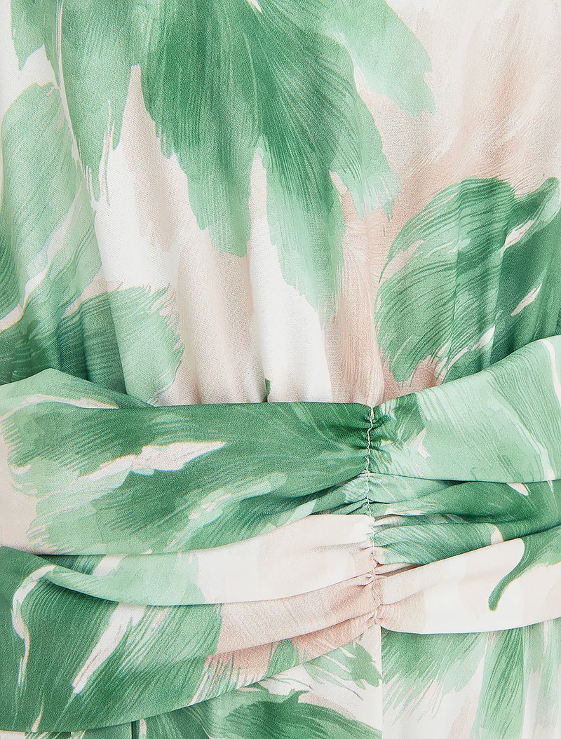 Kleid mit Blattmuster und elastischer Taille - Grün