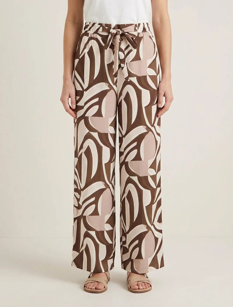 Weit geschnittene Hose mit grafischem Print. - Braun