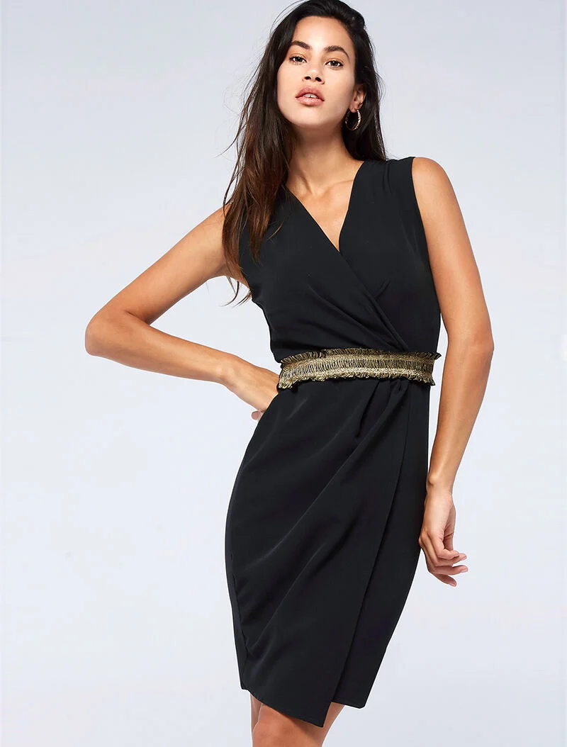 Wickelkleid mit geraffter Taille - schwarz