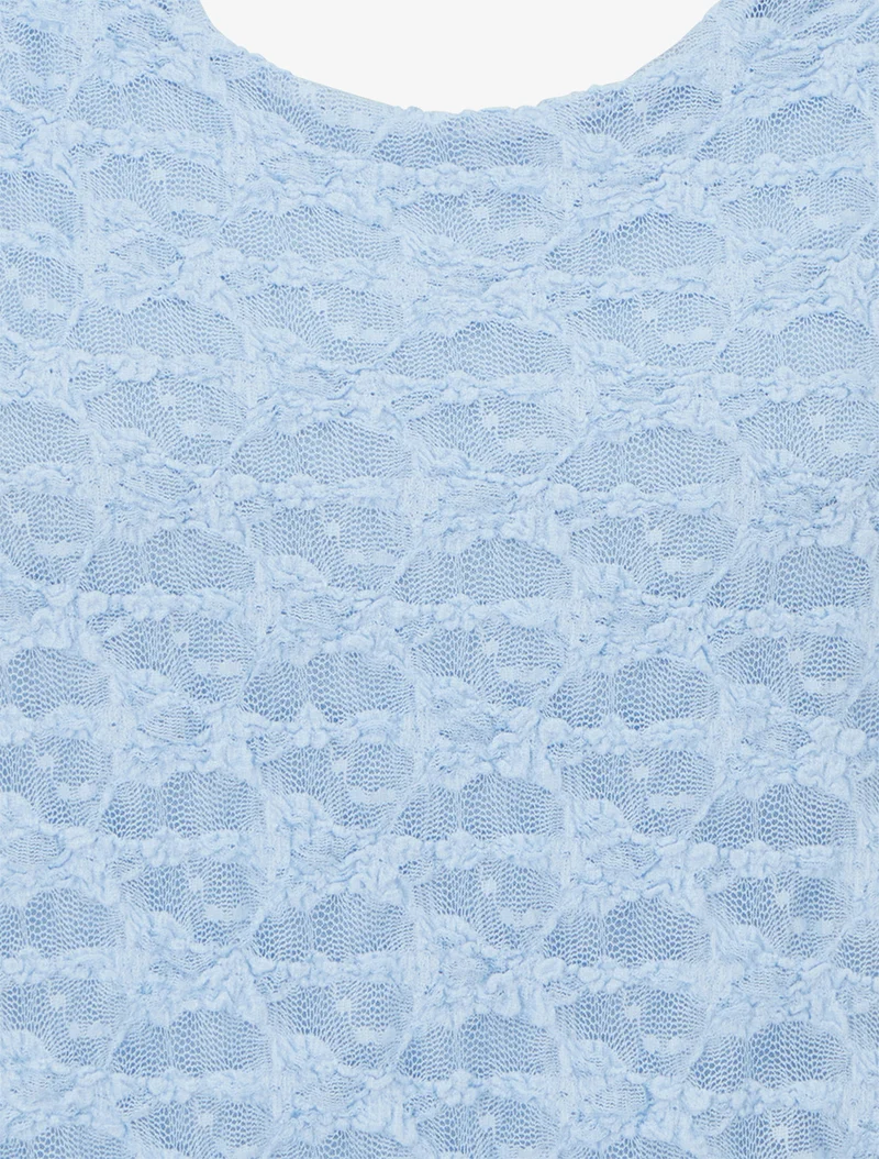 Spitzenkugel aus Spitze - Himmelblau