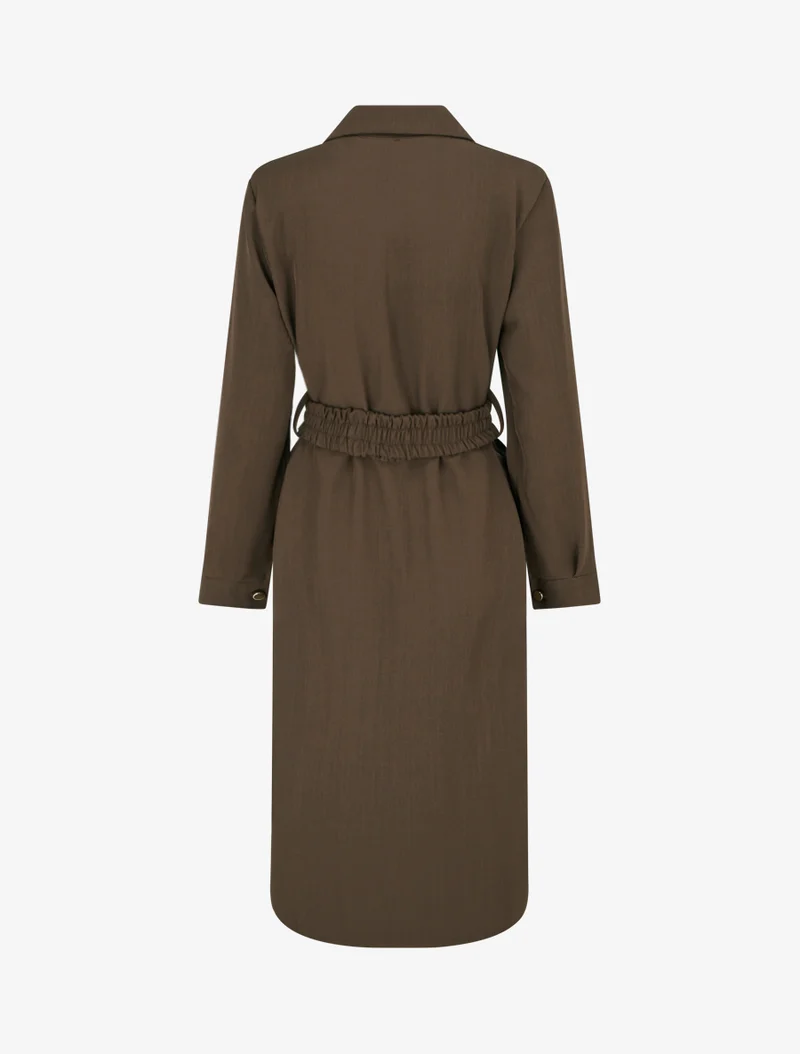 Langes Hemdkleid mit dekorativen Taschen - Braun