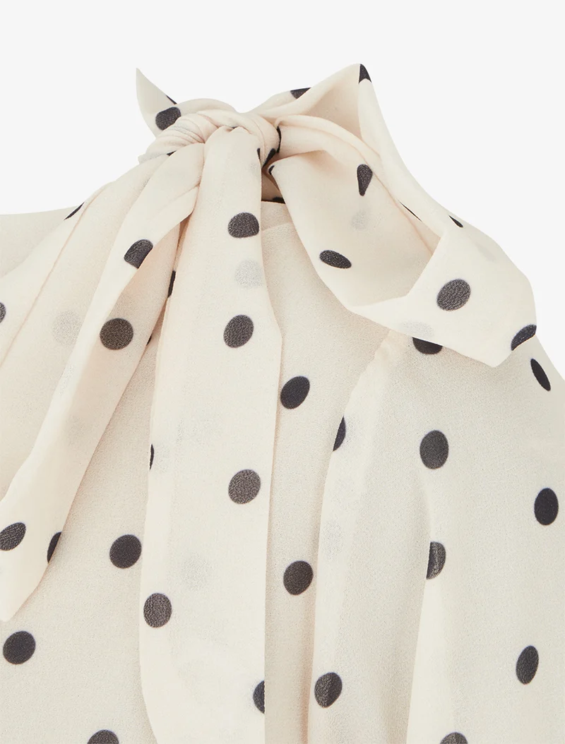 Gepunktetes Oberteil mit Lavallière-Kragen - Beige