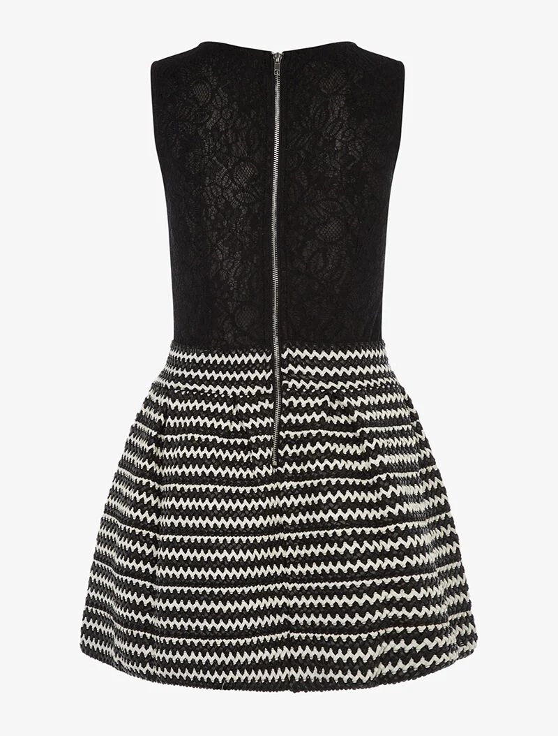 Skaterkleid in zweifarbigem Material mit geflochtenem Rockteil - schwarz/weiß