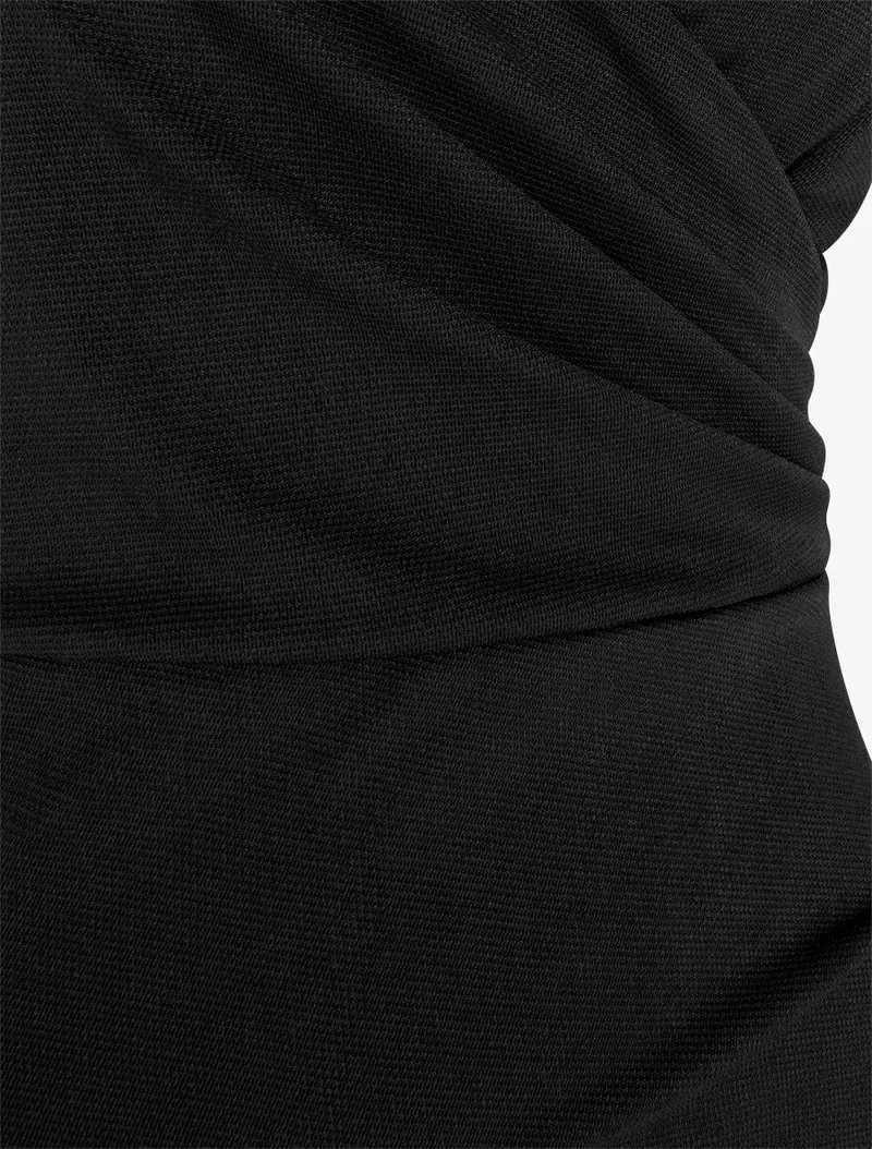 Langes, eng anliegendes Kleid mit Schlitz und Trägern. - Schwarz