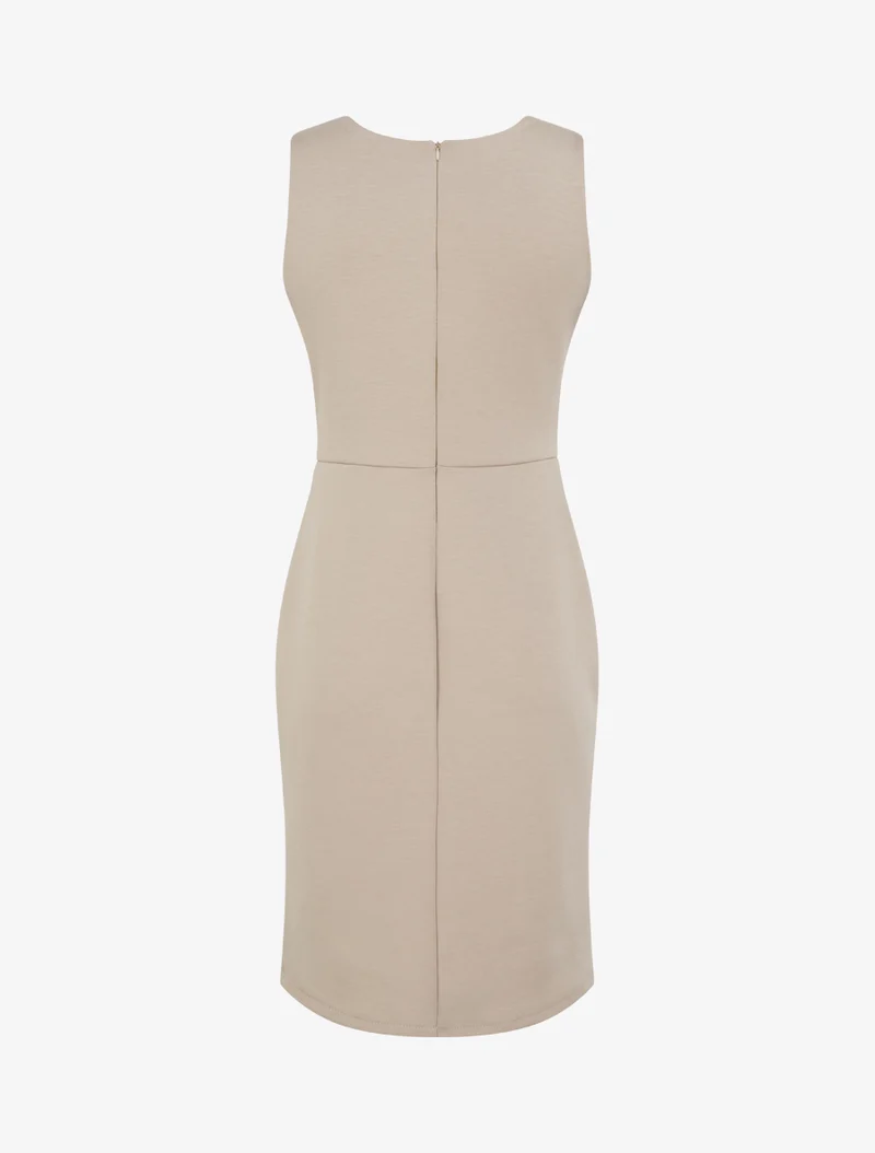 Etuikleid mit Schmuckeinsatz - Beige