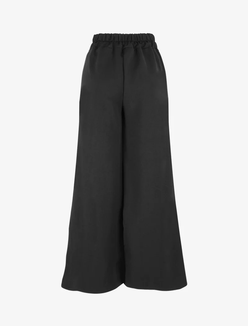 Weite einfarbige Hose mit Stickdetails - Schwarz