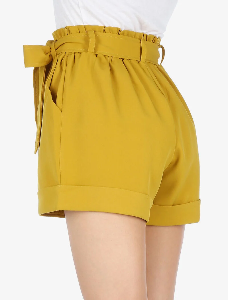 Hoch taillierte Shorts mit Säumen - Senf