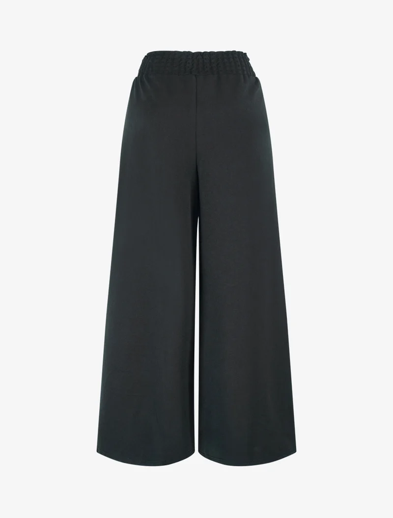 Hose mit gesmoktem Bund und Ringen - Schwarz