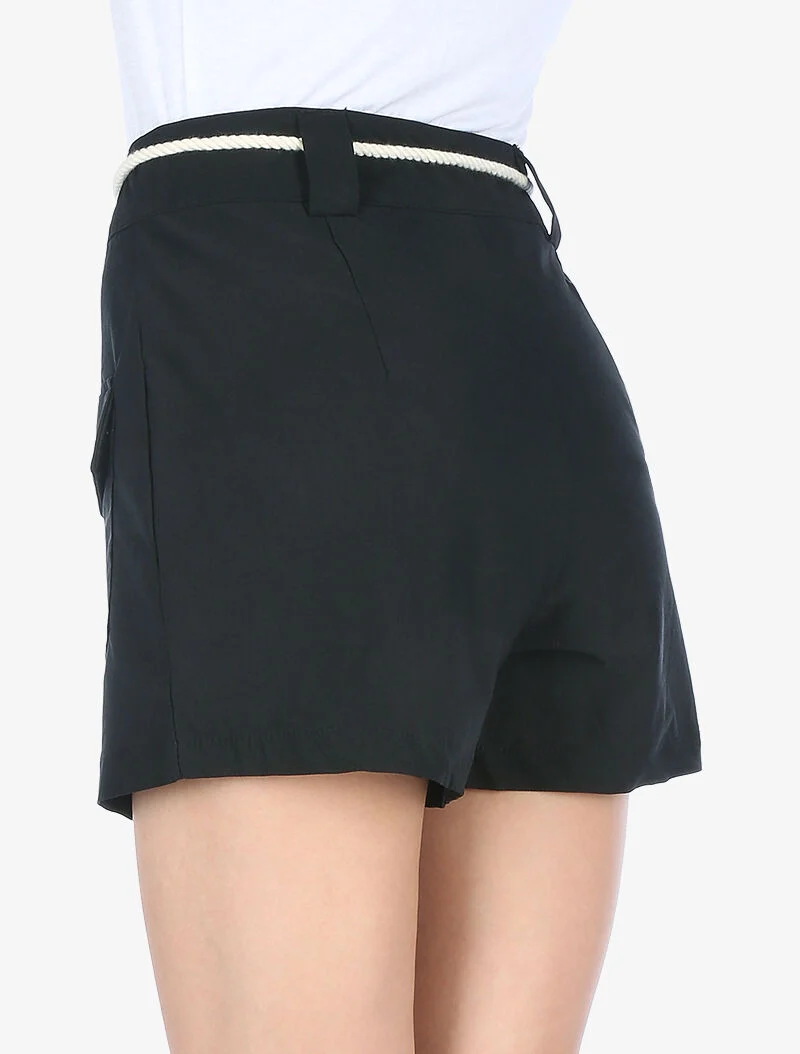 Shorts mit aufgesetzten Taschen - schwarz
