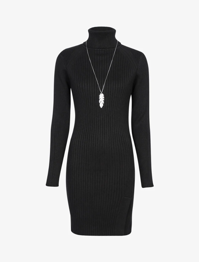Geripptes Pulloverkleid mit Schlitzkante - schwarz