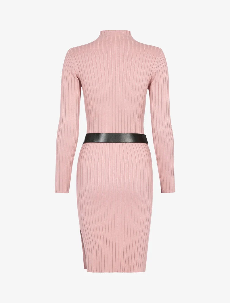 Geripptes Strickkleid mit Stehkragen - Rose
