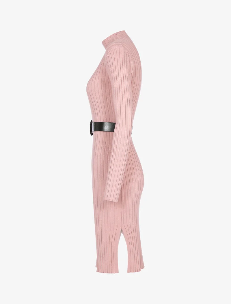 Geripptes Strickkleid mit Stehkragen - Rose