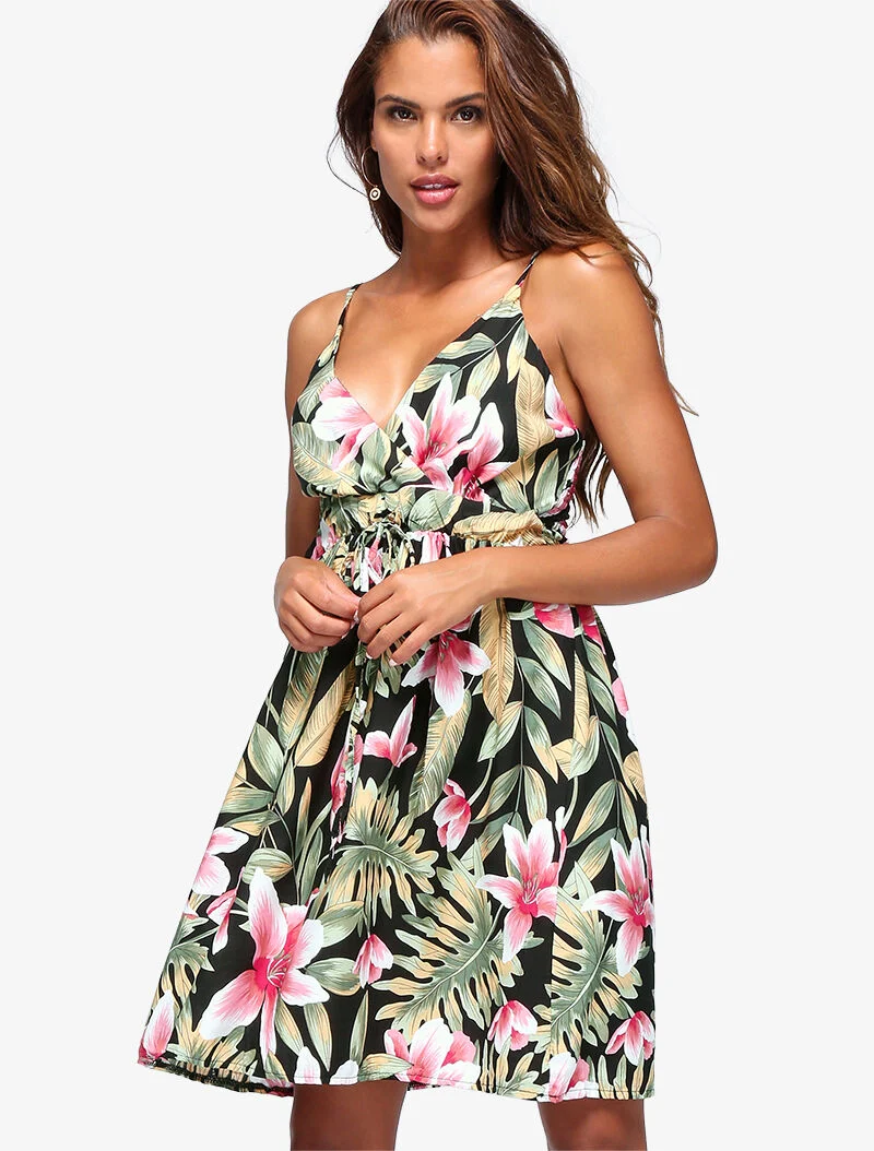 Leichtes Kleid mit Blumenmuster - schwarz