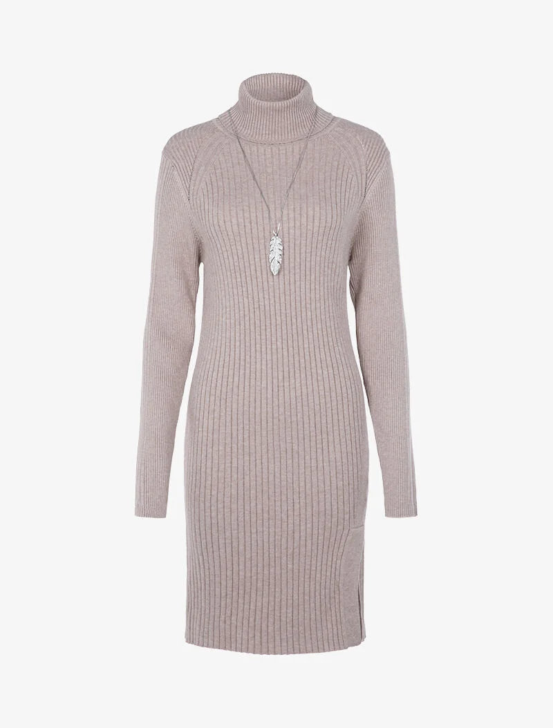 Geripptes Pulloverkleid mit Schlitzkante - beige