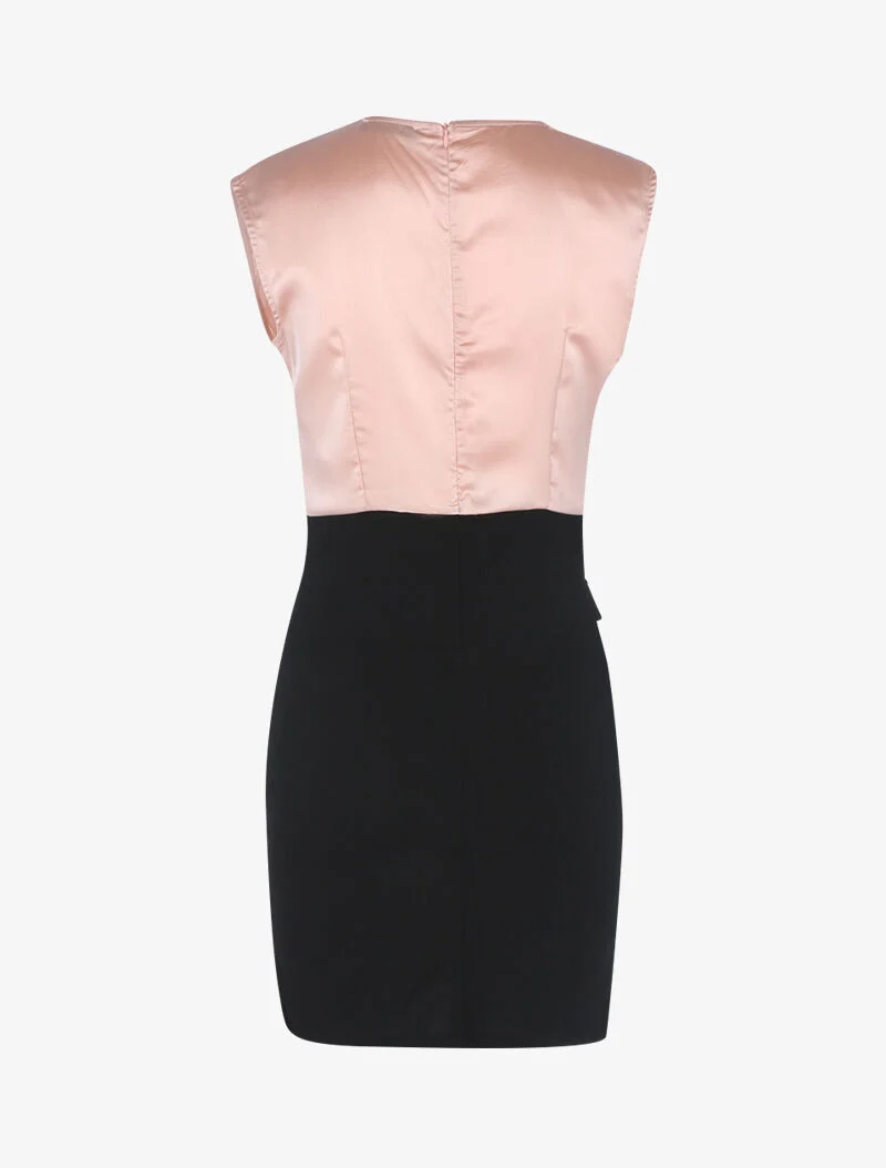 Zweimaterialiges Kleid mit dekorativen Knöpfen - schwarz/rosa