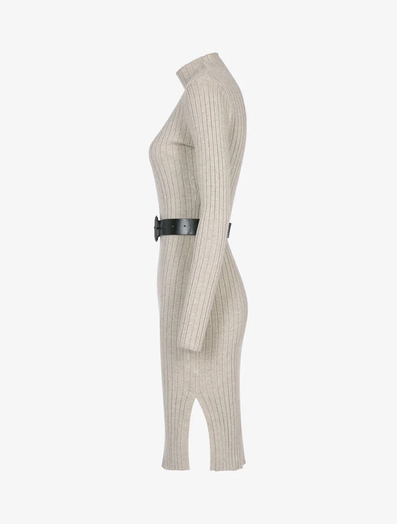 Geripptes Strickkleid mit Stehkragen - Maulwurf