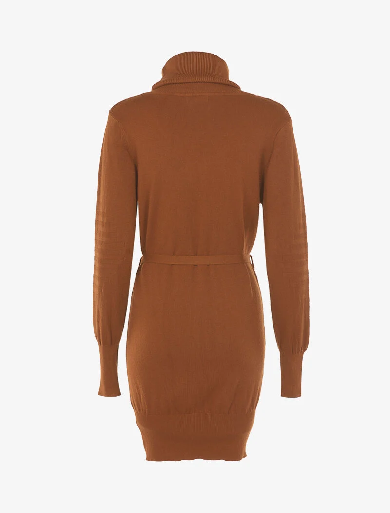 Pulloverkleid mit grafischen Rippendetails - Ocker
