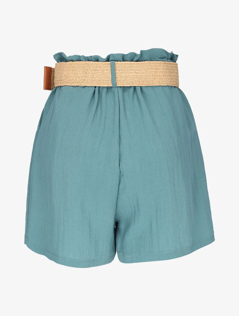 Shorts mit Gürtel in Korboptik - Türkis
