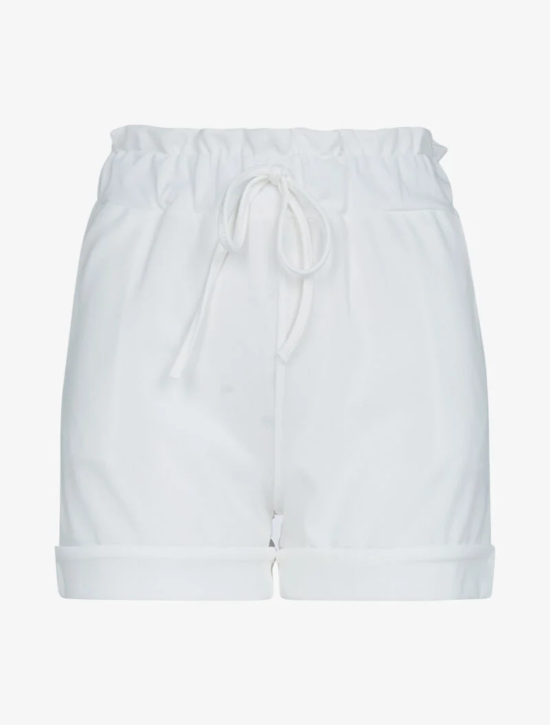 Kurze Shorts mit umgeschlagenen Säumen - Ecru