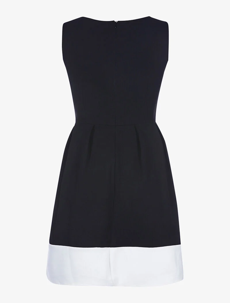 Ausgestelltes Kleid mit transparentem Ausschnitt - schwarz