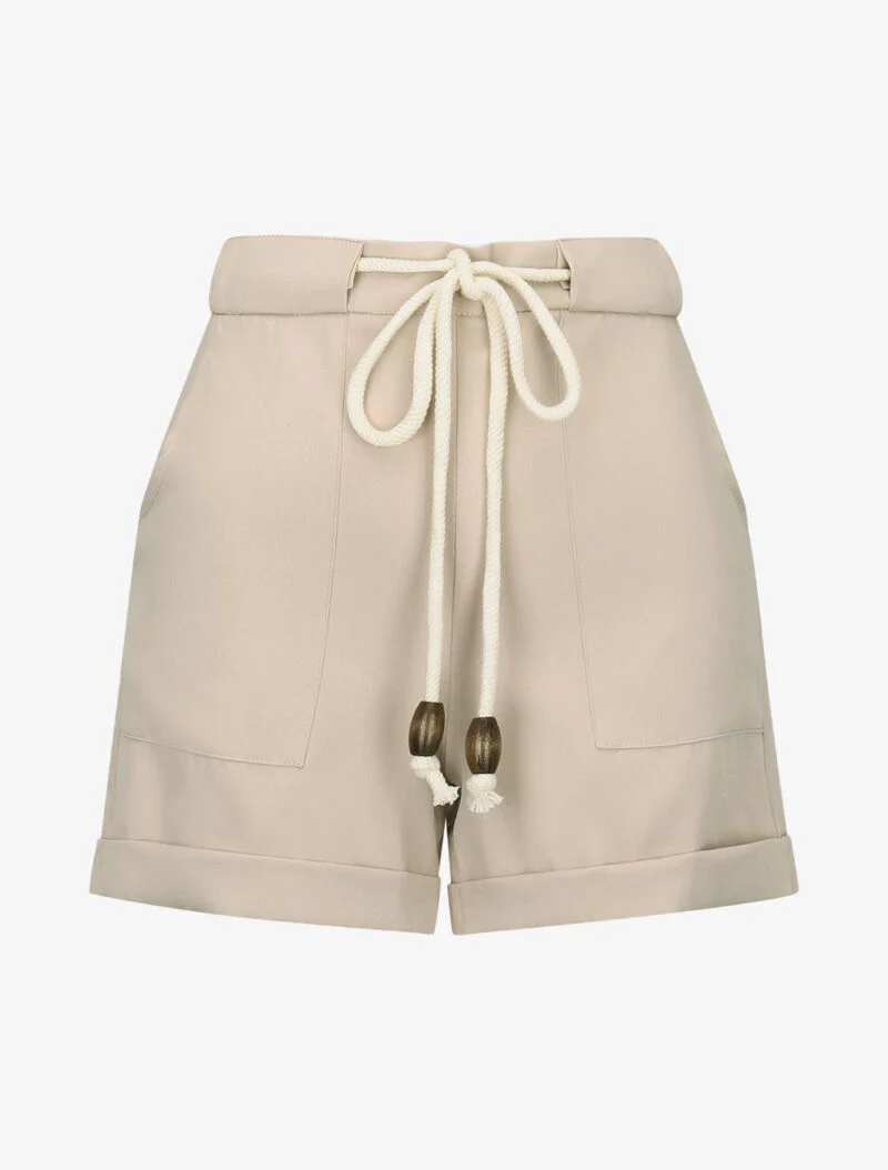 Shorts mit großen aufgesetzten Taschen - beige