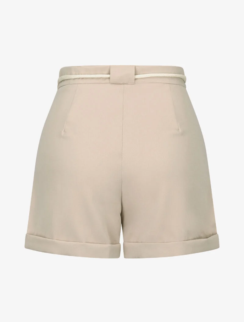 Shorts mit großen aufgesetzten Taschen - beige