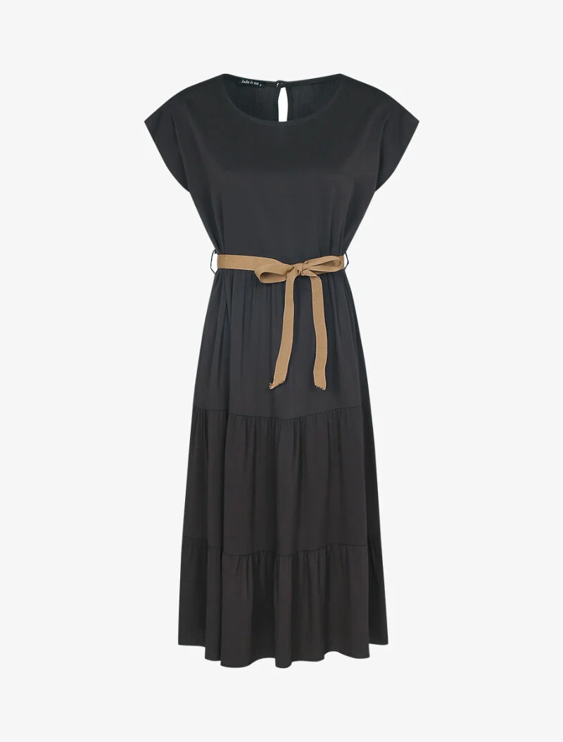 Grundlegendes A-Linien-Kleid - schwarz